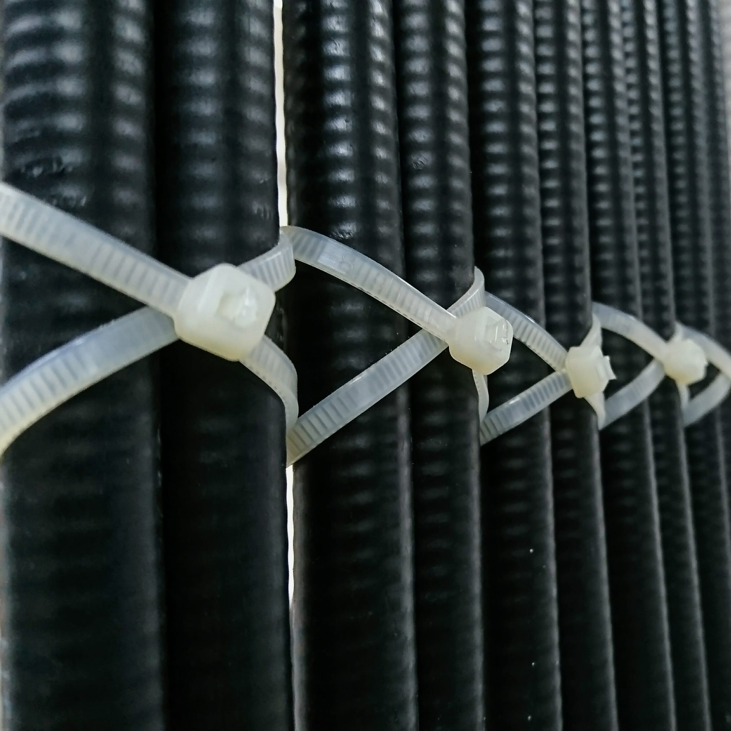 100 PK | 11" Natural Cable Ties - 50 lbs. - Image 3